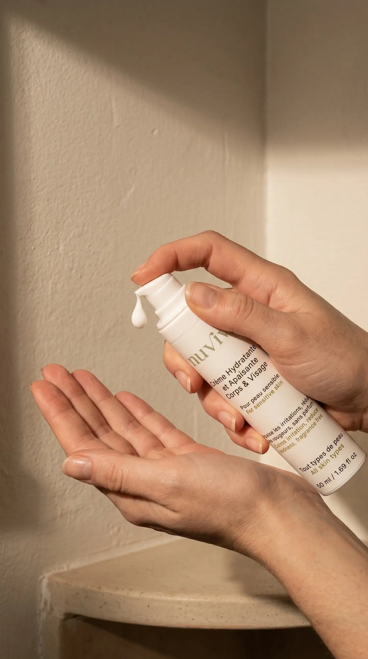 Crème Hydratante et Apaisante Corps et Visage Nuvive